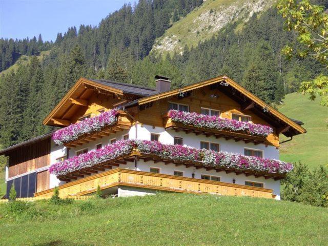 Landhaus Gföllberg Holzgau Exterior foto
